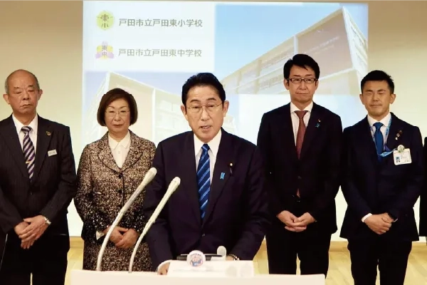 岸田総理が視察